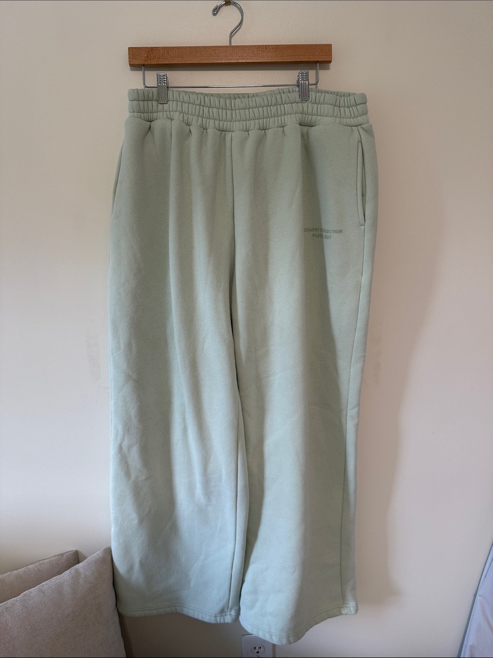 Comfrt Light Sage Casual Sweatpants - Comfort Fit